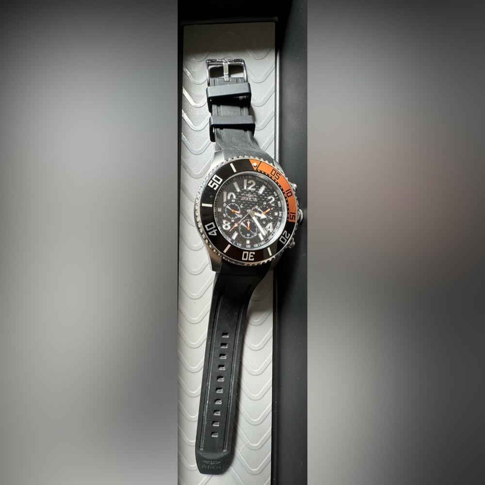Invicta pro diver watch